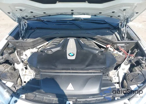 2016 BMW X5 xDrive50I z USA, uszkodzony, nr VIN 5UXKR6C5XG0J82467